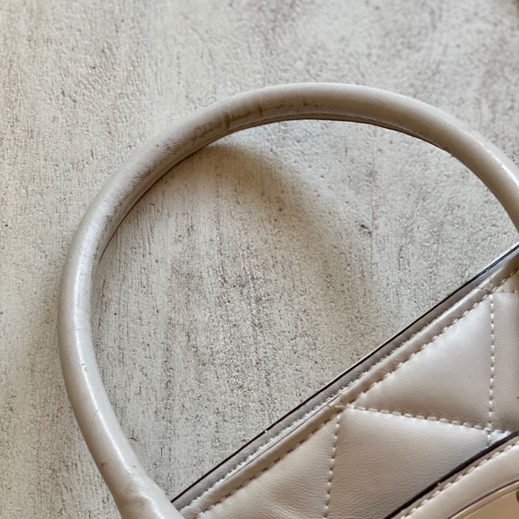 White Michael Kors Quilted Bag / Purse, 14Wx10H - Picture 8 of 8